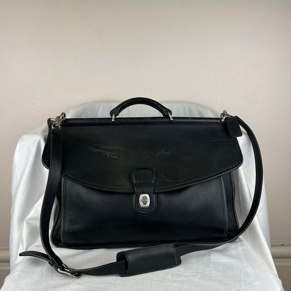 Vintage Coach 5266 Beekman Black Leather Messenger Bag